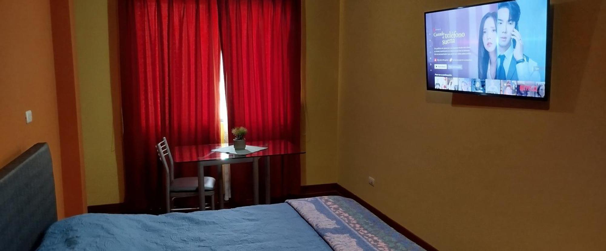Privada, Tv Y Wifi Cerca A Barranco - H2 Apartamento *